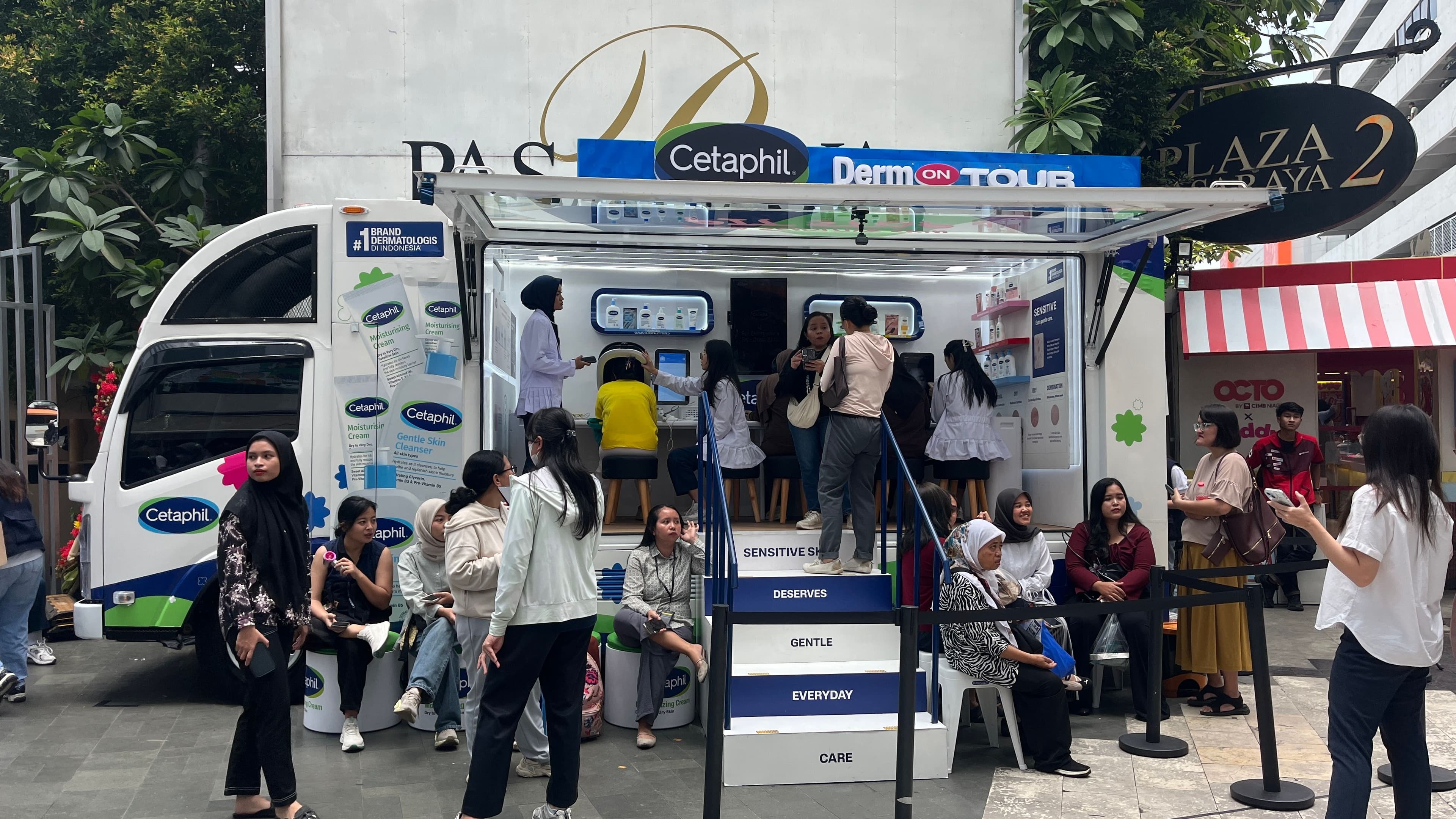 Bikin Event Auto-Rame di Blok M : Belajar dari Suksesnya Cetaphil On Tour di Pasaraya Blok M!! 