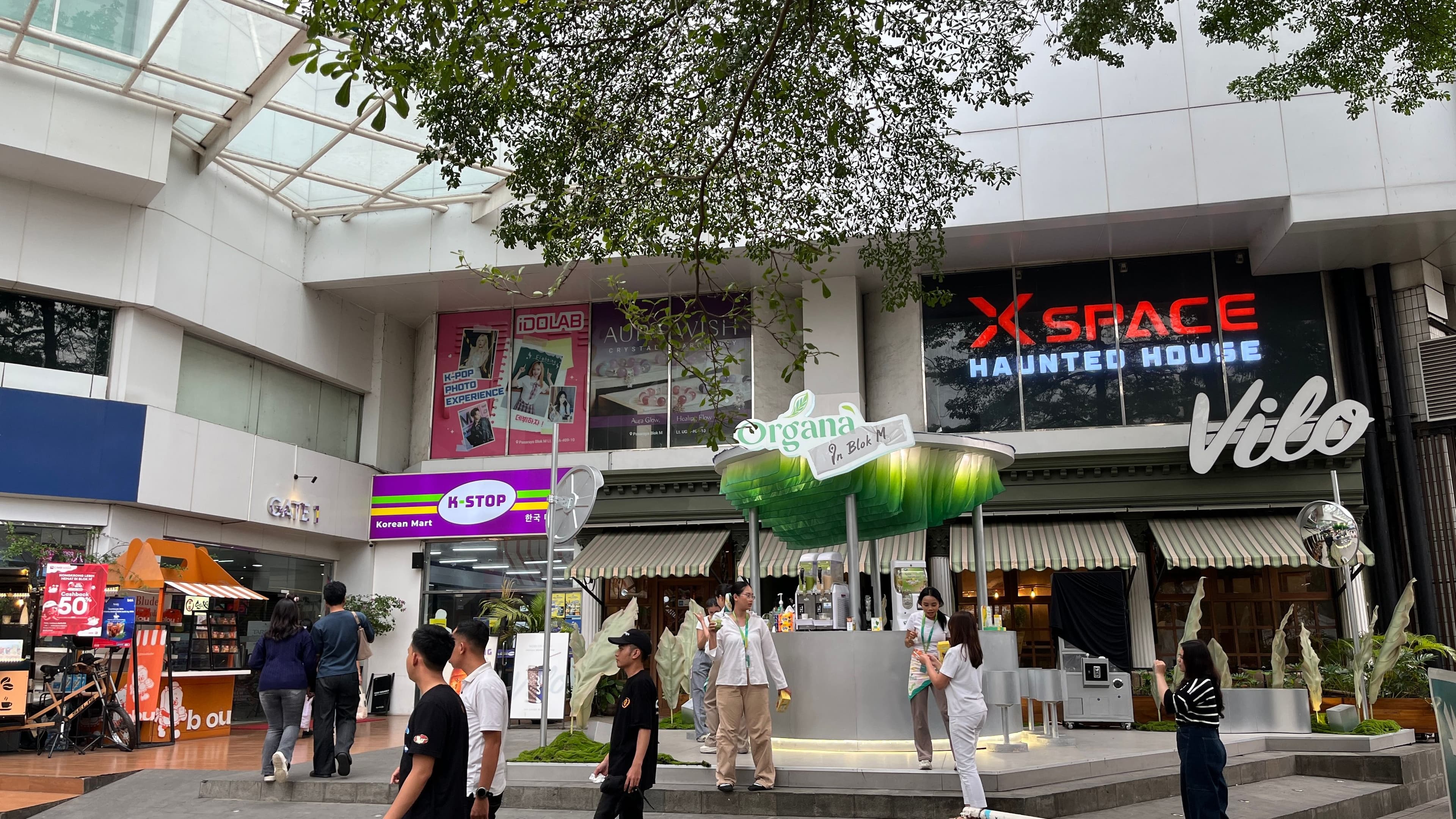 Brand Luar Jakarta Mau Bikin Activation di Blok M? Ini Solusi Event "Terima Beres" Tanpa Kirim Banyak Tim